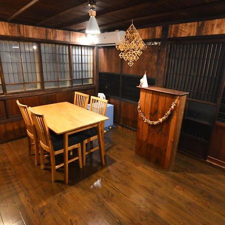 佐渡 ビーチまで0分 1客のみ オーシャンビュー Beach Side House ウッドデッキ Szado Kültér fotó