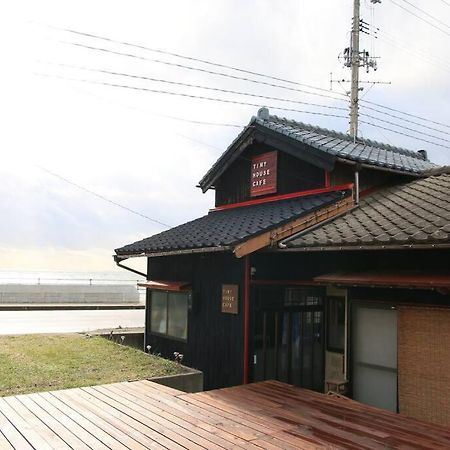 佐渡 ビーチまで0分 1客のみ オーシャンビュー Beach Side House ウッドデッキ Szado Kültér fotó